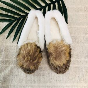 SO Faux Fur Slippers Tan Sz 5-6